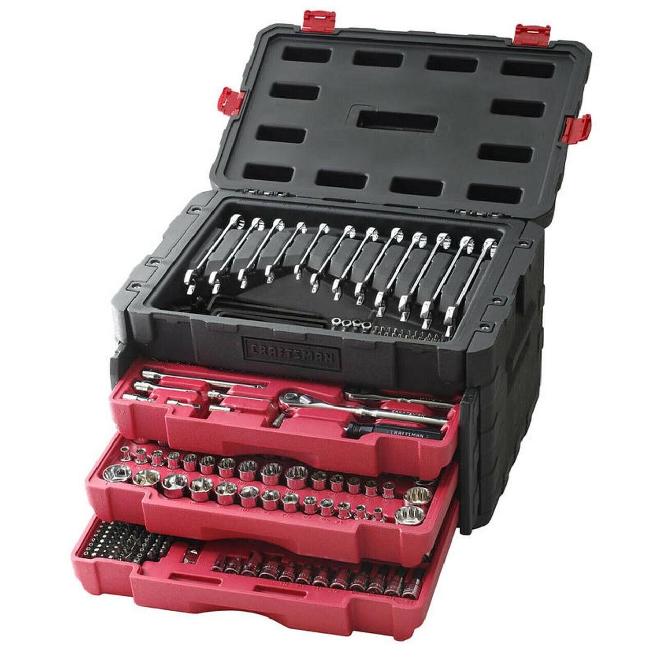 038444e817de11bbdd07fd4debb447eebe23290dc72c7fab0adae0f19f1e1434.jpg Craftsman 450-Piece Mechanic's Tool Set with 3 Drawer Case Box 99040-Instock - Image 1