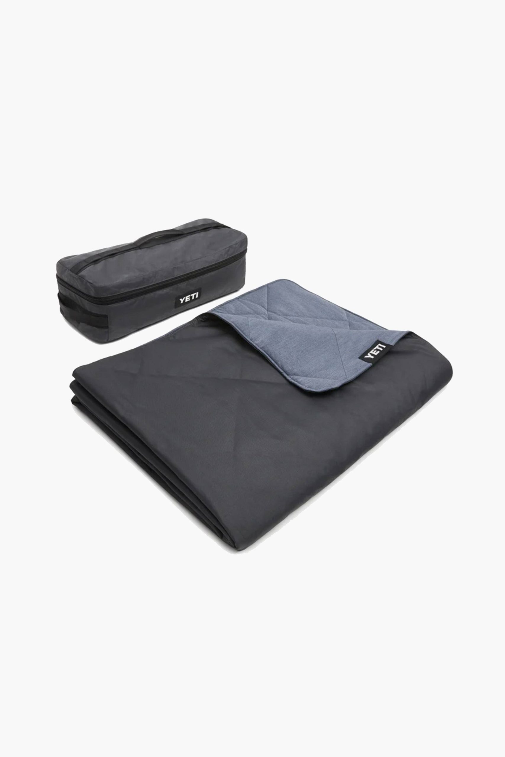 04ceafd0409df6464bd7e0815ac594277a0efecd11d90f3687414175c7d0478a.jpg Yeti - Lowlands Blanket - Smoke Blue - Image 1
