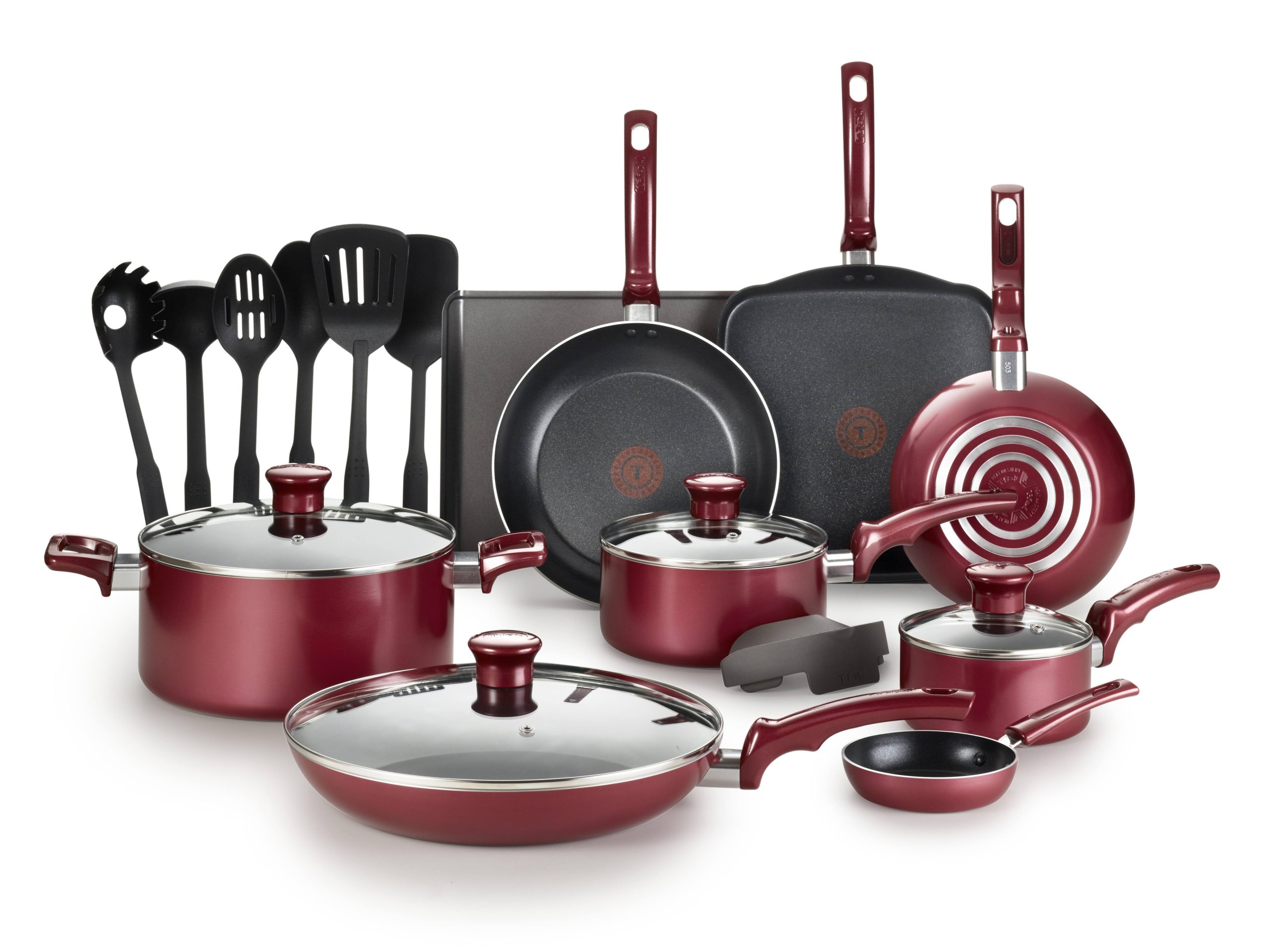 04d205f4fd5fae88bb3d43196e2ecc56ae98aaeaa09630b75e7f99cdd6ec0019.jpg T-Fal Essentials Nonstick Cookware Set - Red - 20 Piece - Image 1