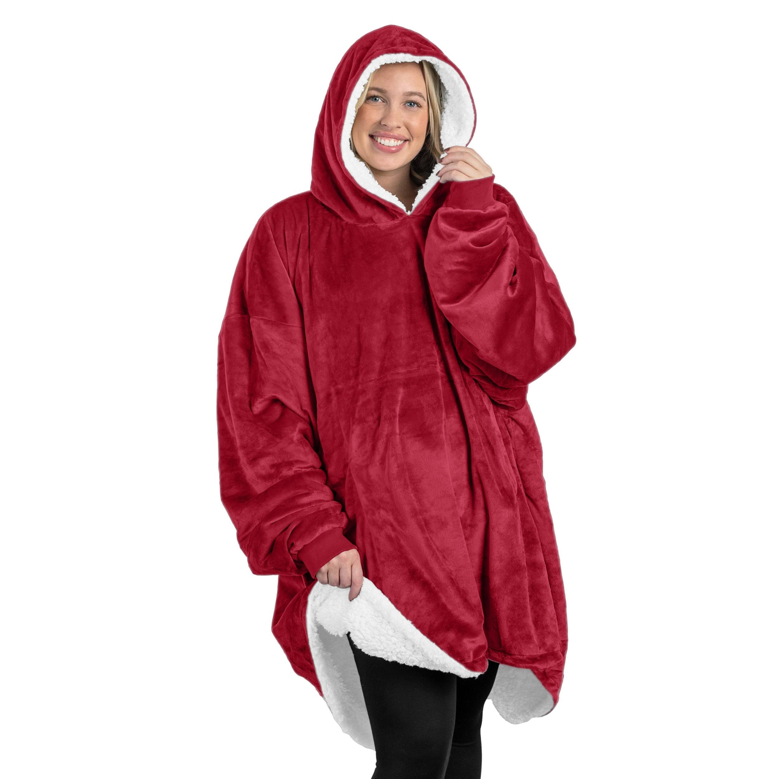 09c07996b872384c7d834319cf93e51ee3a41be1593eafcf877623cd620e66ae.jpg Bare Home | Sherpa Wearable Blanket Adult / Red - Image 1