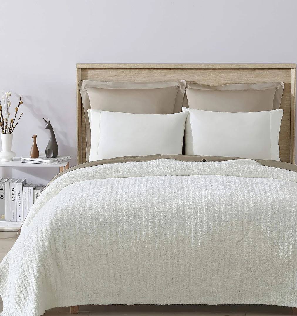 0a684913b10b6e736552e9e86d1f94eda2f1f88393f61a79549af787b8e37771.jpg Sunday Citizen Snug Ribbed Bed Blanket - Taupe - Size Queen - Image 1