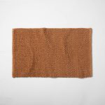 21"x34" Textured Bath Mat Warm Brown - Casaluna