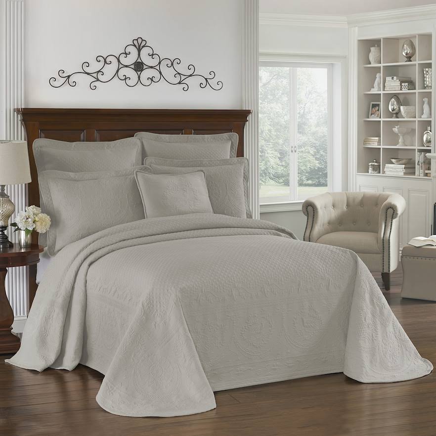 0fd9c36f023cafd68483fb4ed7d250812f7d4dbc263ac4cfde5f086cef7cd7eb.jpg Historic Charleston Charles Matelass�� Bedspread, Grey, Queen - Image 1