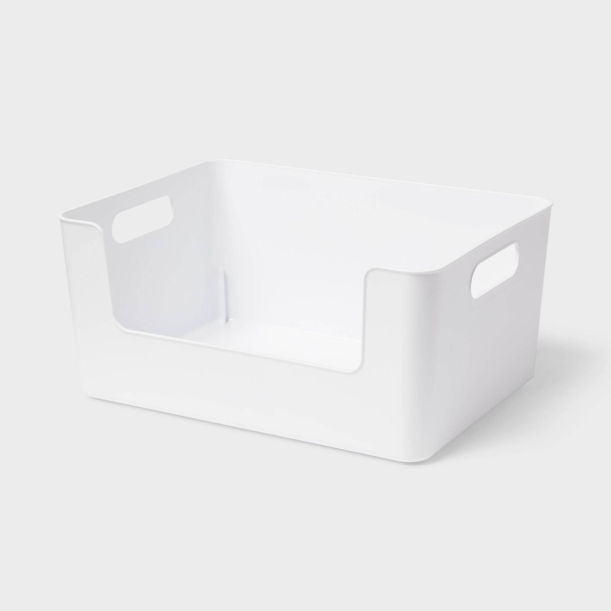 13587d3e4fecfda2e79936b76f3f21e76de611b2eb753d4e30755a0fffc83d45.jpg Large Plastic Open Face Pantry Bin White - Brightroom - Image 1