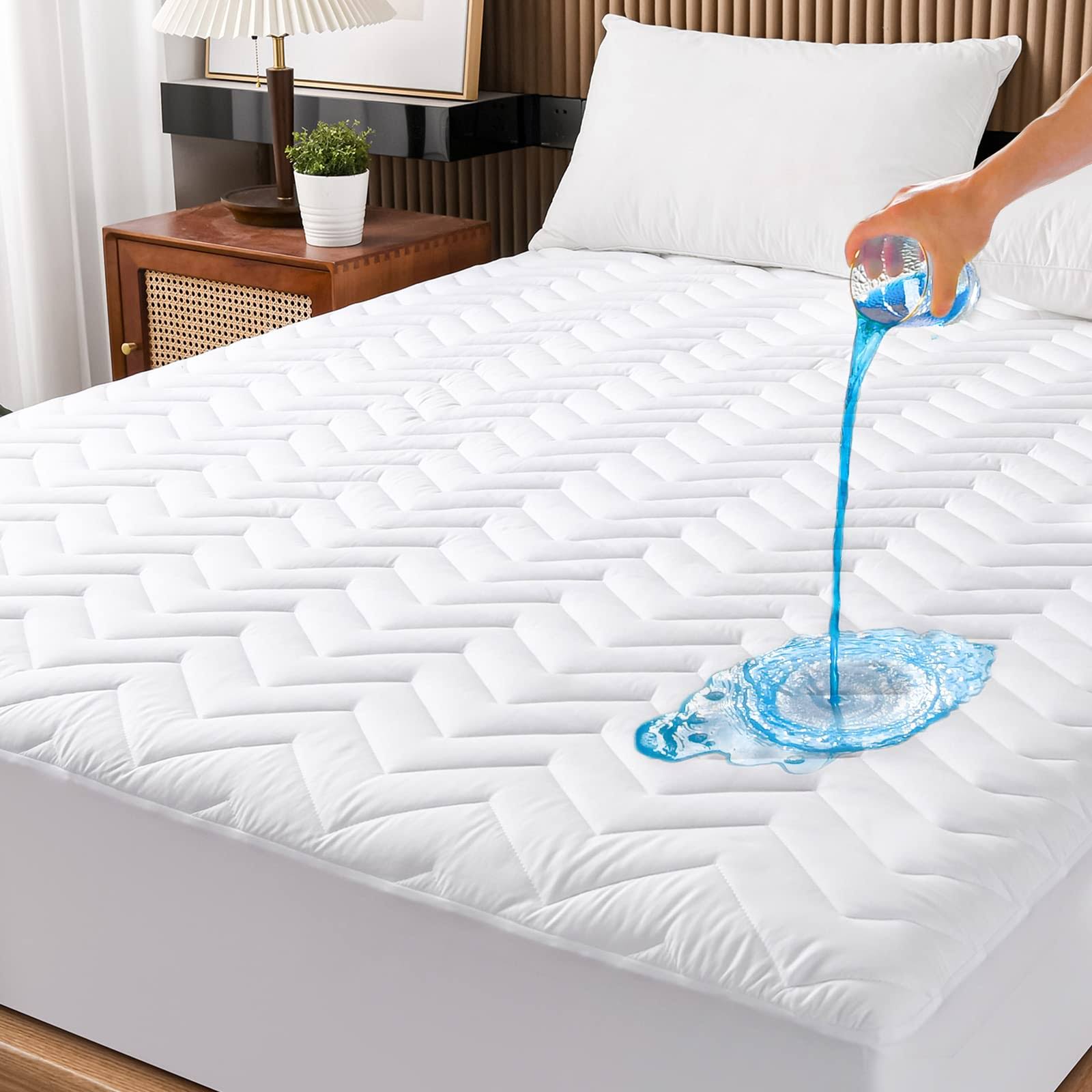 17a551aaf3e2fb871b94427473a73577e57ef8e2670692199b624213cca2b2ca.jpg UNILIBRA Queen Size Waterproof Mattress Protector Quilted, Breathable Ultra-Soft Filling Mattress Pad, Fitted Deep Pocket Mattress Cover - Image 1