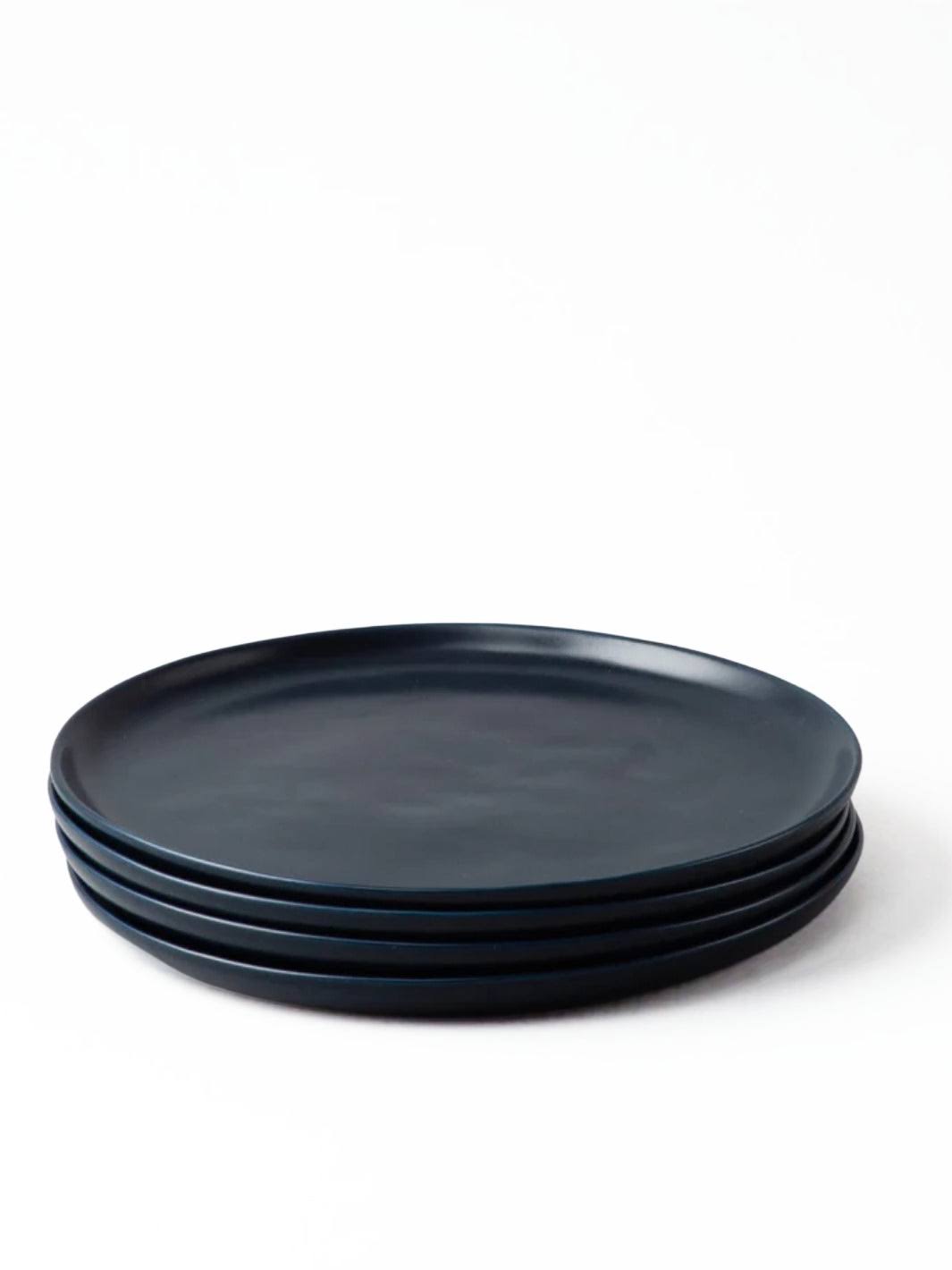 1936242dc9e36258f9ace7ae216c84b9b68f8b7c595683ef7a9f93cf1447cb8b.jpg Fable The Dinner Plates - Midnight Blue - Image 1