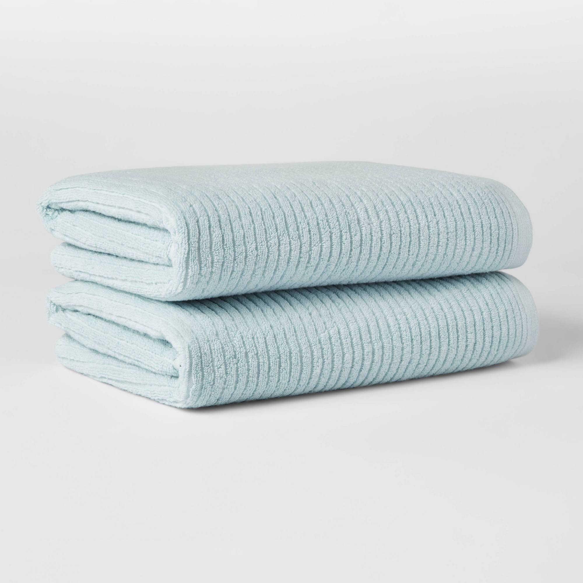 1c0cf526c68fc91329f93c3762e9563332cff6154f5b95ae6e38a544bf22db53.jpg Threshold 2 Pack Quick Dry Ribbed Bath Towel Set in Aqua, Blue - Image 1