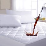 Ruili Cal King Size Quilted Fitted Mattress Pad, Waterproof Breathable Soft Mattress Protector, Deep Pocket Fitted Style Bed Cover, VI