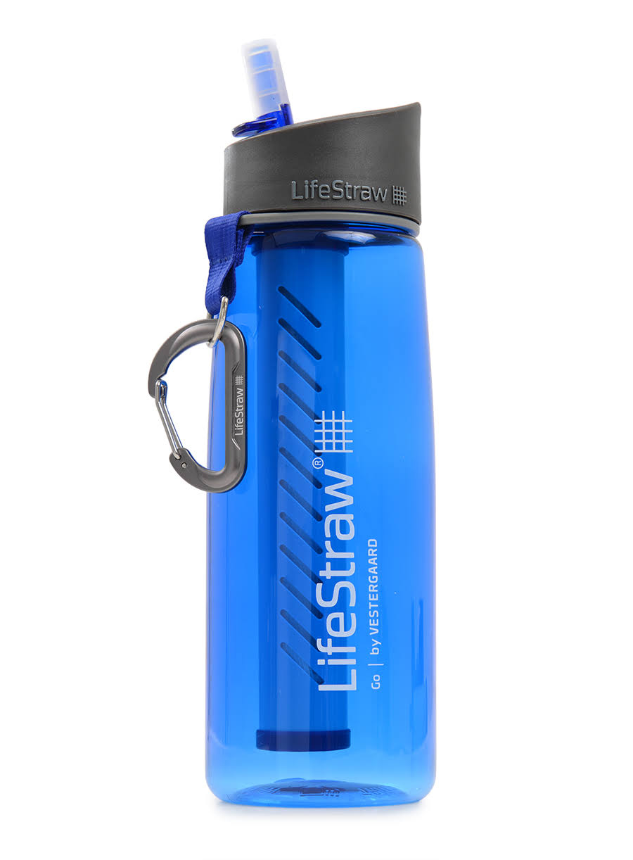 21ed46123f3dca7a44658165e7dbe76e32f34722b599ebf370d0dec03485ac66.jpg LifeStraw Go 2-Stage Water Bottle - Blue - Image 1