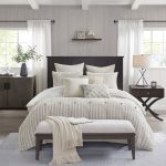 Madison Park Signature - Essence Oversized Cotton Clipped Jacquard Comforter Set with Euro Shams and Throw Pillows - Queen - Ivory