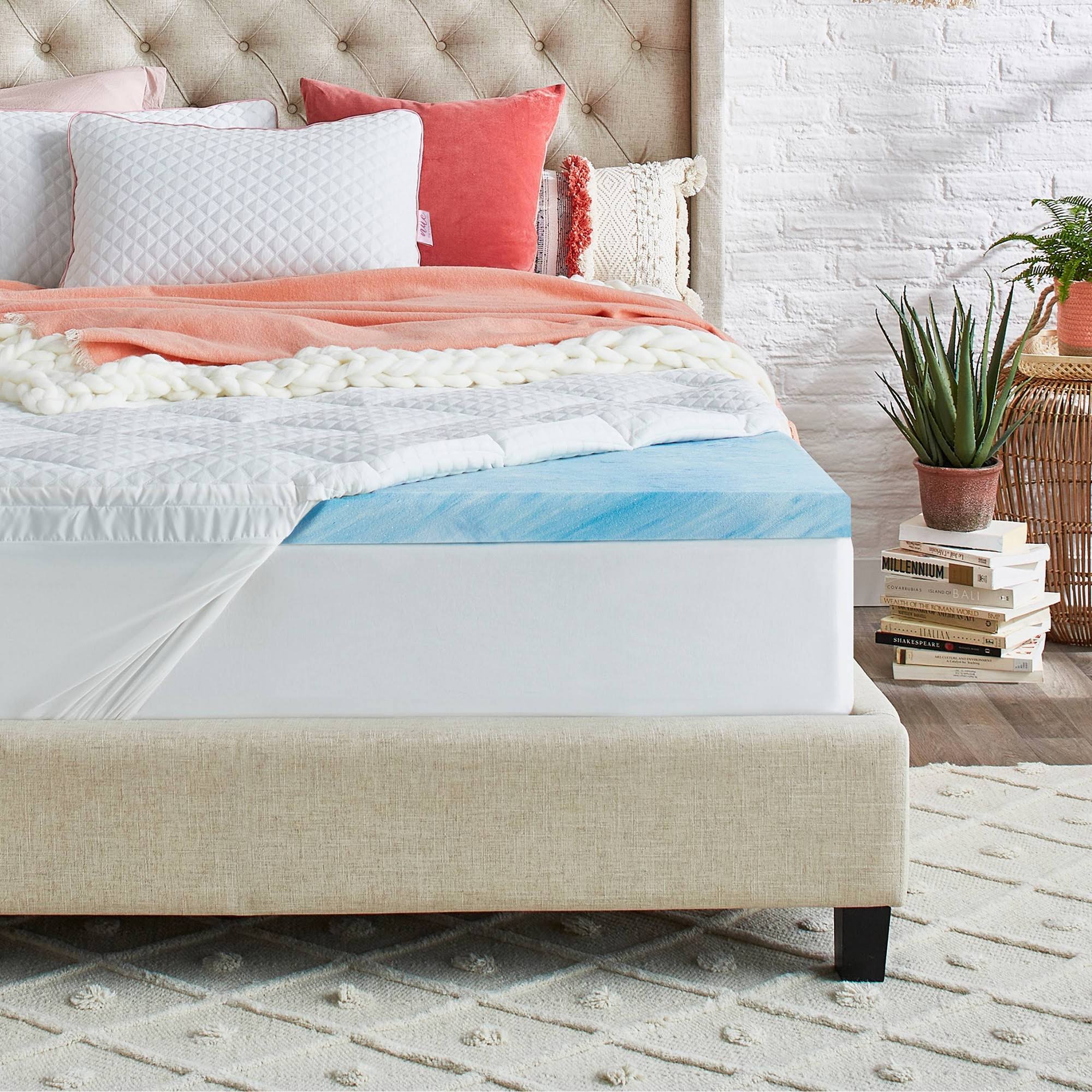 25492546fd14c290cd7a1f9b432f910ddd0188c78b4d23d6dde8923f3b14da38.jpg Nue by Novaform Twin Mattress Topper | Gel Memory Foam | Plush 3" - Image 1