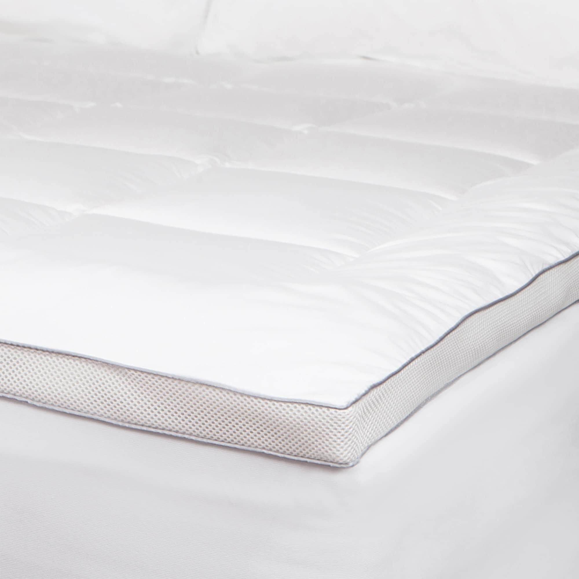 262af0b0bb121555ad727cfa4c57d007539e633ef0c71eb430e67fa0896a781f.jpg Powernap Celliant Blend Mattress Pad, White, Twin XL - Image 1