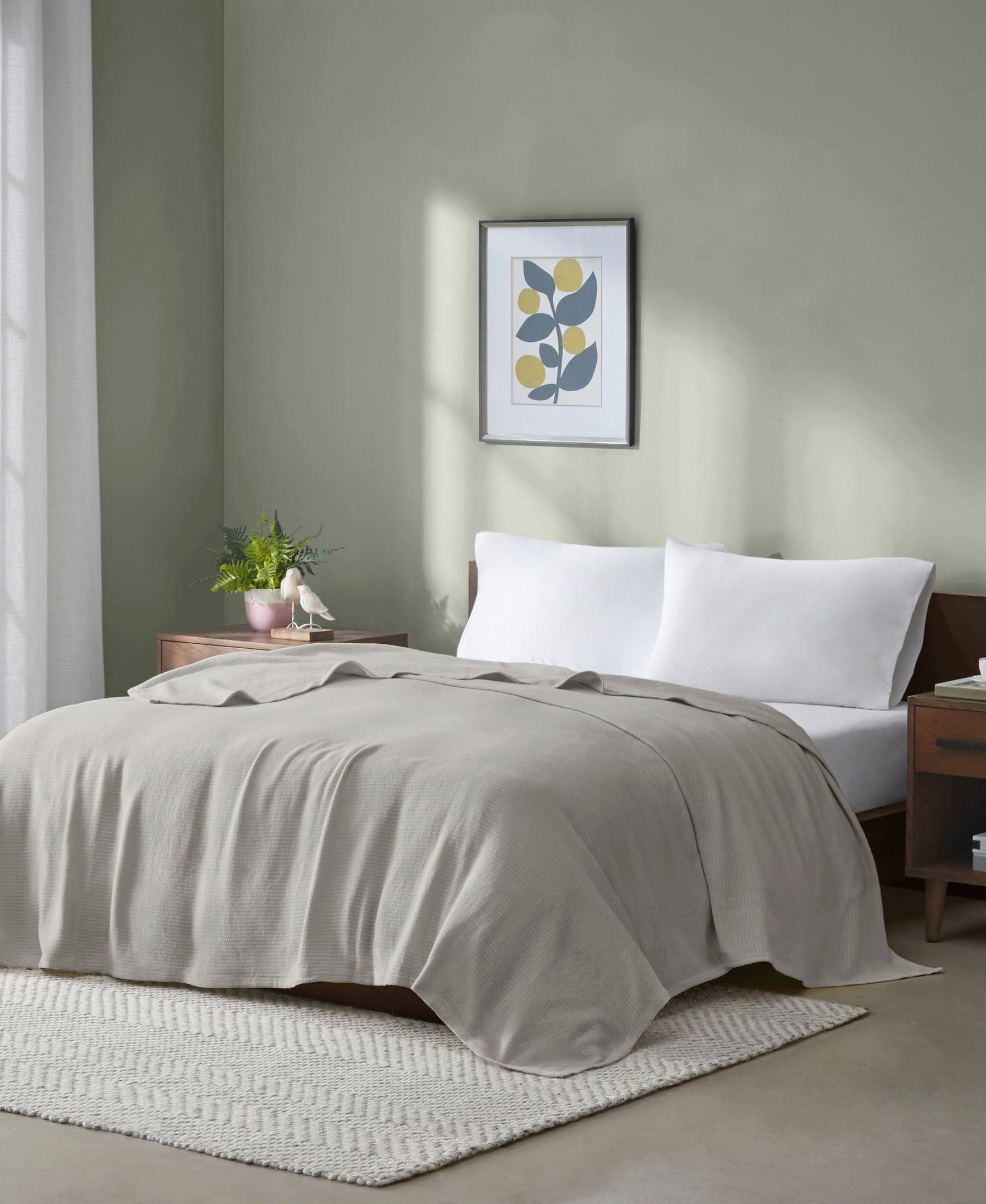 2a63532aa2dfa504d856d636ac031bb676411b756adce263c994e1b7726b12f3.jpg Madison Park - Freshspun Basketweave Cotton Blanket - Grey - Twin - Image 1