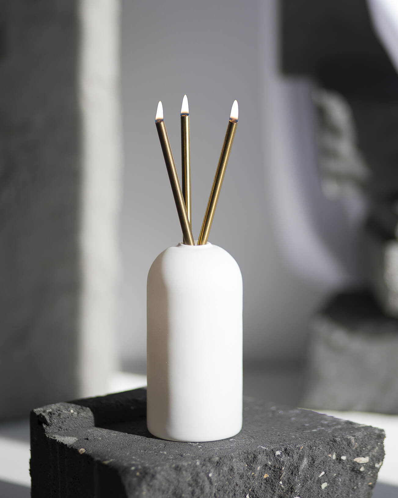 2b371dd59719493d5140e47111ab512f02d7e43fc3a0e5bd13d0e0a17edfdea2.jpg Wylie Signature Sets - Everlasting Candle Co. Gold / Wylie White - Image 1