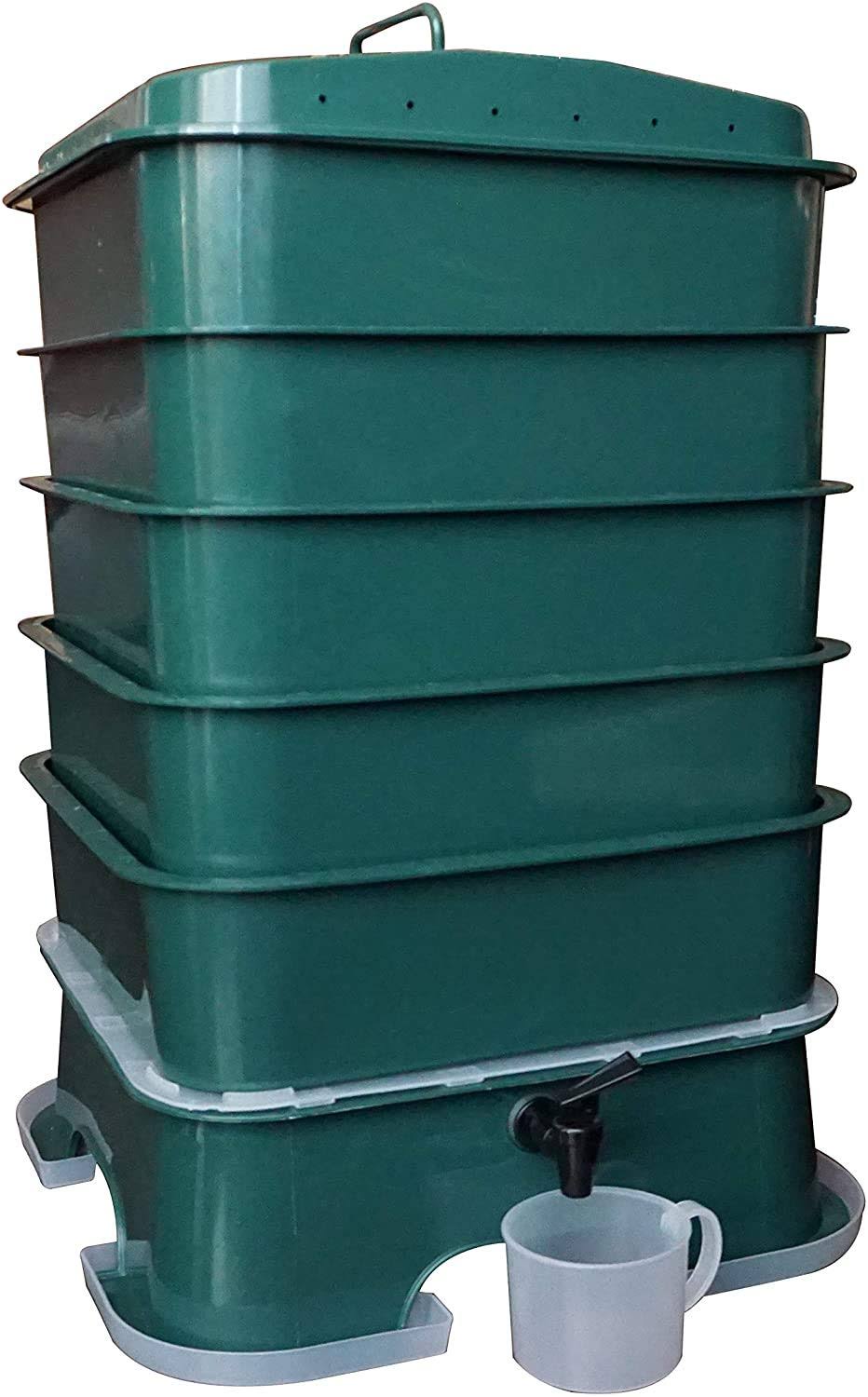 2e7b2792acf499c90de3a4dd8670e651a221edbab6b71b89059b00fe2718c3ad.jpg VermiHut Plus 5-Tray Worm Compost Bin - Easy Setup and Sustainable Design - Image 1