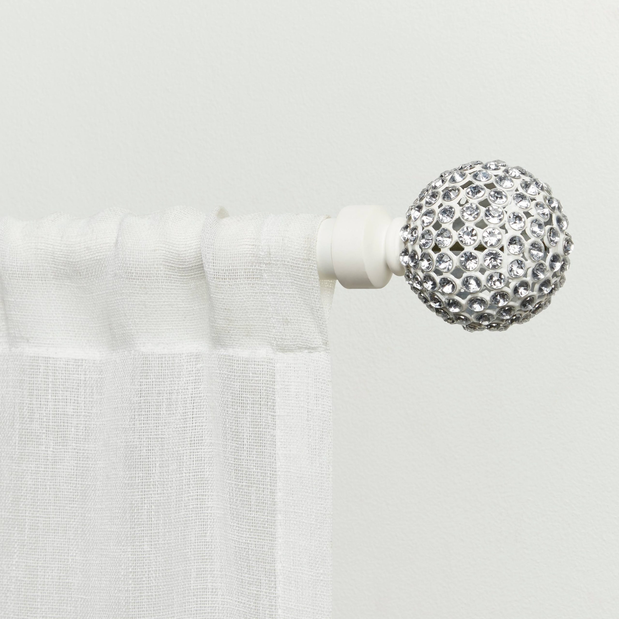 31ea80a173249408e4ffdc1a2fb5daf199bcc547ba500807487275f03358846b.jpg Exclusive Home Anastasia 1 inch Curtain Rod and Finial Set, White, Adjustable 36 inch-72 inch, Size: 36-72 - Image 1