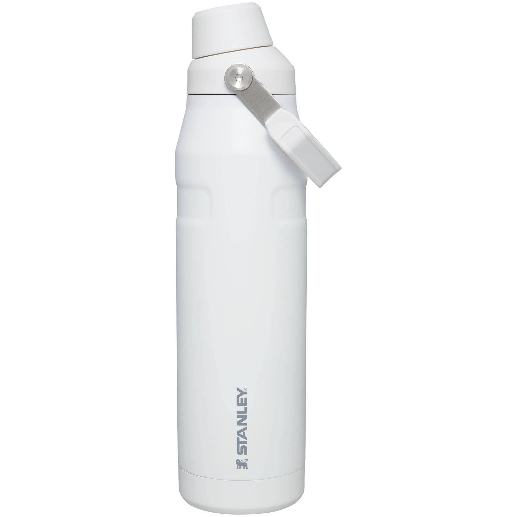 33207a5597d20139c3c6f2bd89915fd66308b77ee3f756f21ee3ecb10660d06b.jpg Stanley 36oz Stainless Steel IceFlow Aerolight Fast Flow Water Bottle - Polar - Image 1