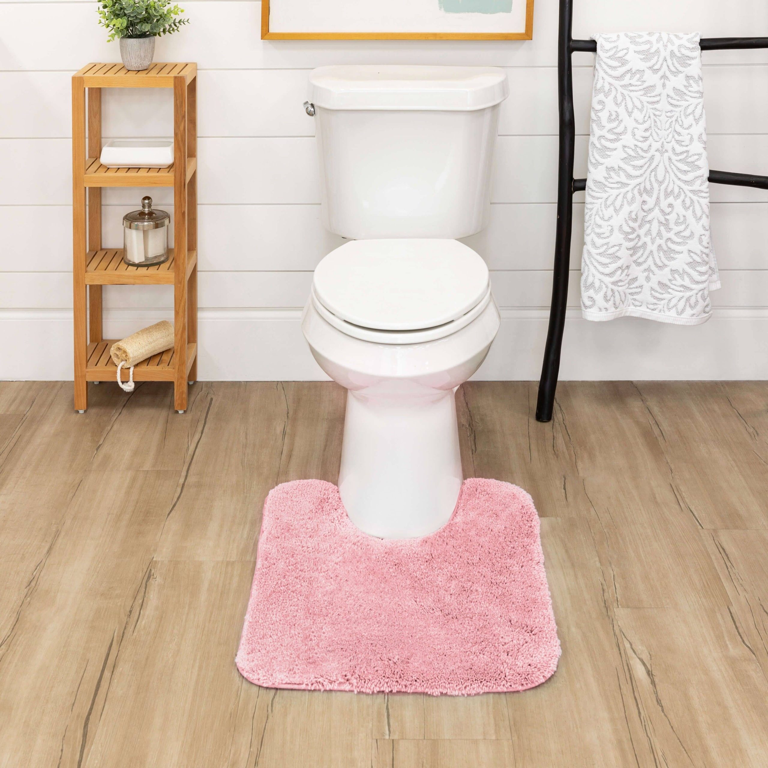 335a6e89e87e11b5cdaeaa083dd0174db768eab54e29a62dcaabd4e5cb676253.jpg Mohawk Pure Perfection Bath Rug, 20" x 24" - Rose - Image 1