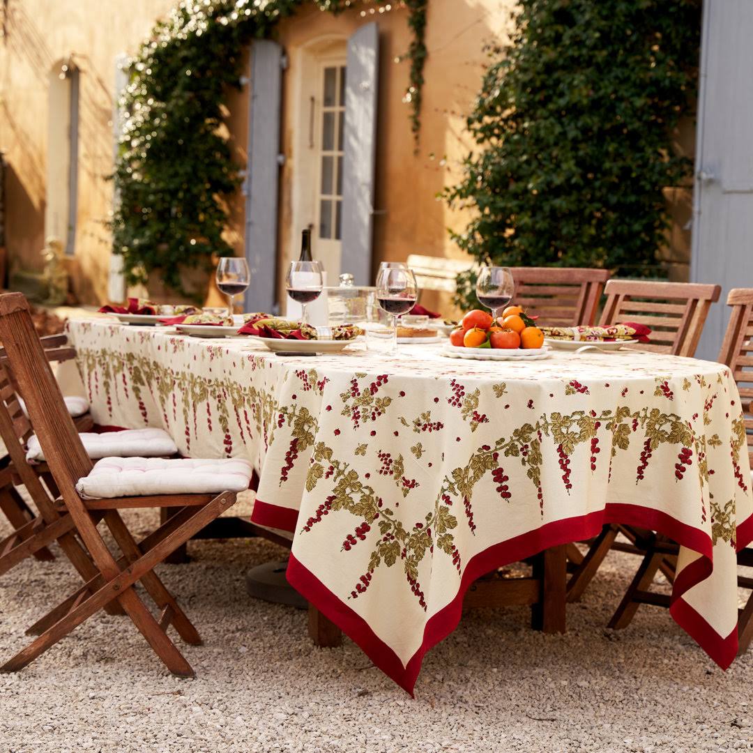 3be76a112716b60c7ea5a5d5fd87a7ca3928e3465b99cecc0b7702af25b2b964.jpg Couleur Nature Gooseberry Tablecloth, 59-inches by 86-inches, Red/Green - Image 1