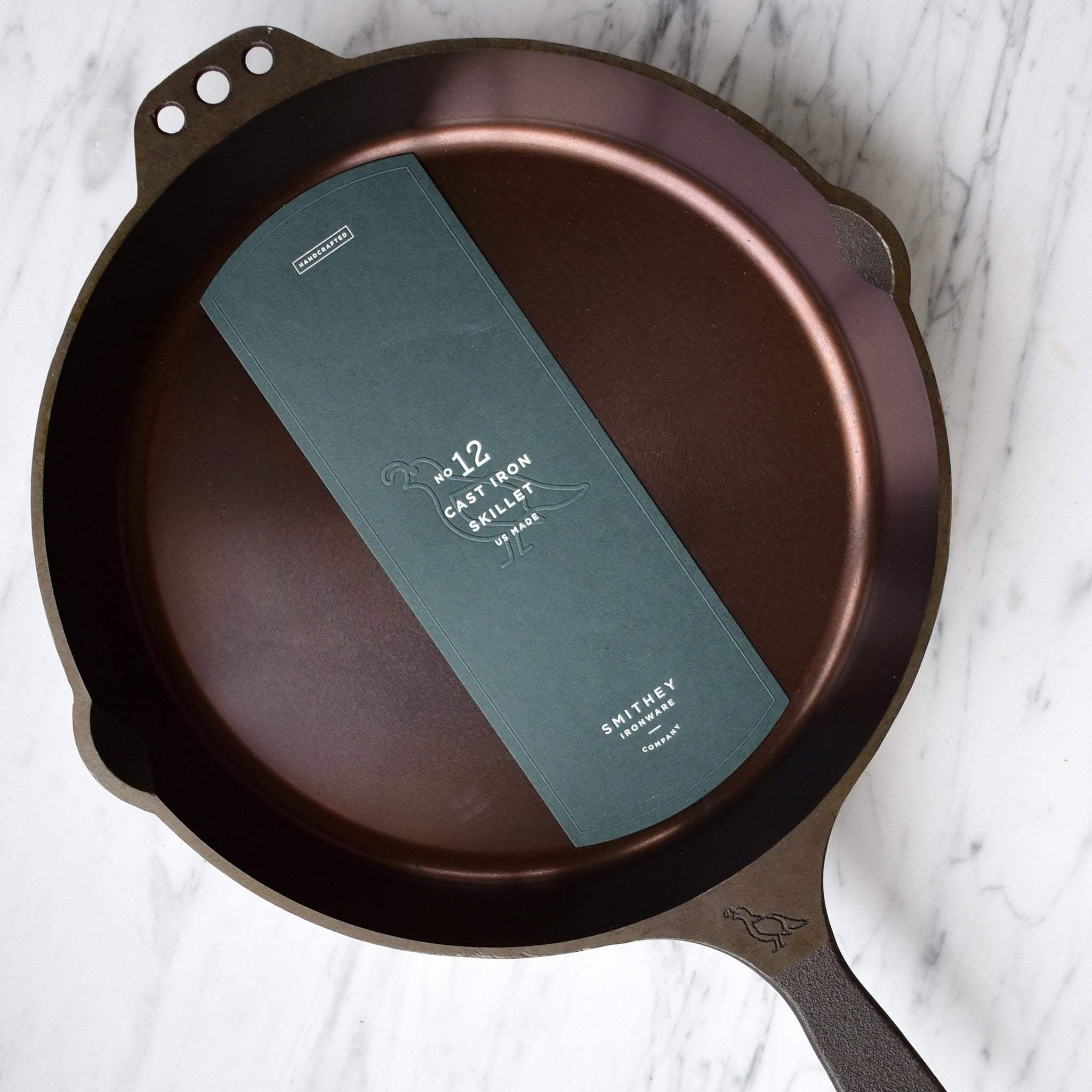 416cb93a31b17eb8200c9198372ca68ba8c6deb4d56b3648790131659d3217f5.jpg Smithey No. 12 Cast Iron Skillet - Image 1