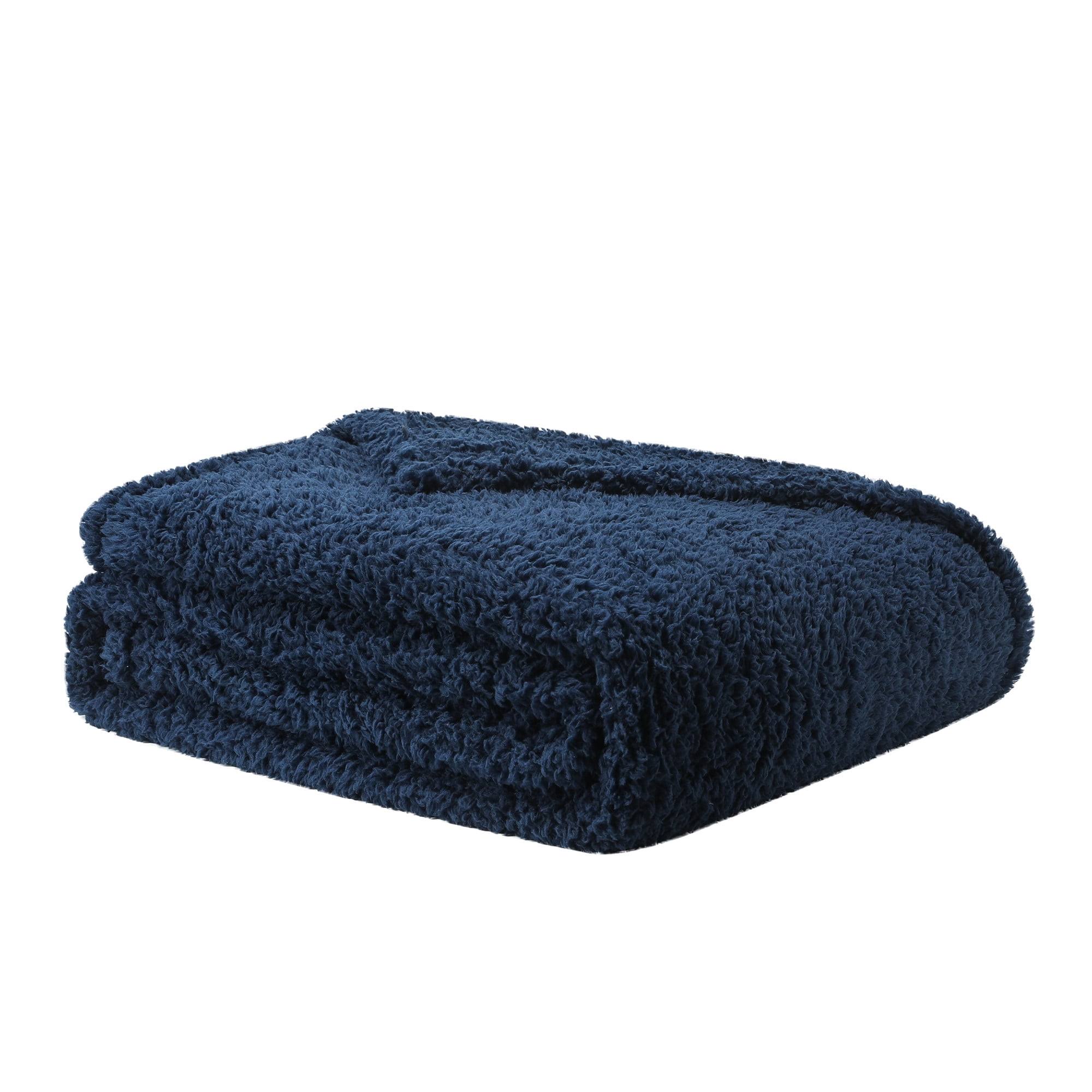 45230cef58ccd342efdce589f02a0135b106869a2895c828e4175f01325f2cca.jpg Mainstays Sherpa Bed Blanket - Blue - Queen - Each - Image 1