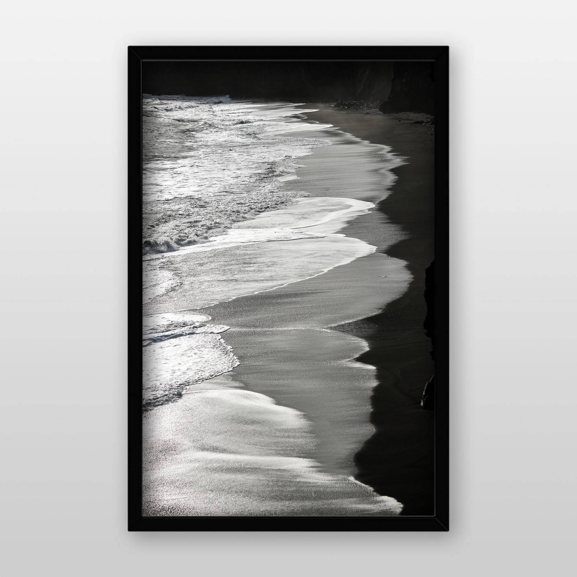 476d7e41b3d1f0ce6a46e17d169c73eedc9188ac50221dfd3484914fdbb2d2e6.jpg 22" x 34" Profile Poster Frame Black - Room Essentials - Image 1
