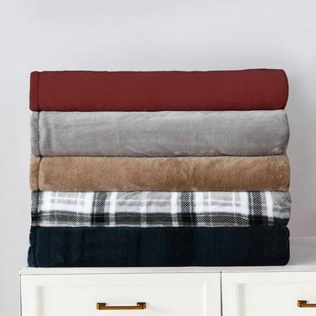 4b1f43da4e2acbf18d75da0c38c84ebd0e5cf3282b2a02ebb68859a93de62eab.jpg Mainstays Super Soft Polyester Plush Blanket - Red - King Each - Image 1