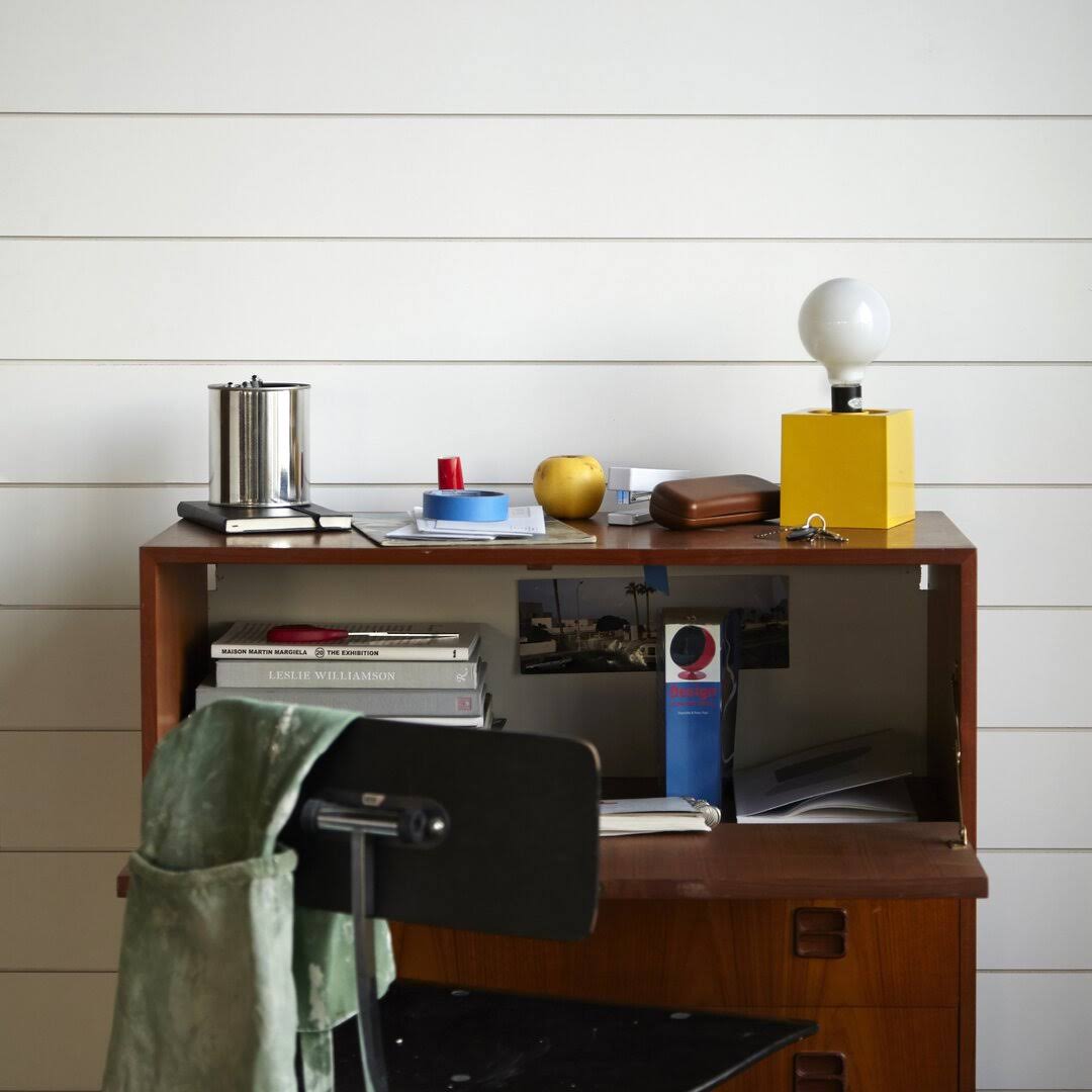 4be27afc7cc42bc6f69ab2823508c60eb1af57fadea564d3eff563931b451b6d.jpg Timeline Shiplap 5.5 inch x 72 inch Engineered Wood Wall paneling, Classic White - Image 1