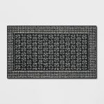 1'8"X2'10" Washable Geometric Border Tufted Accent Rug - Threshold