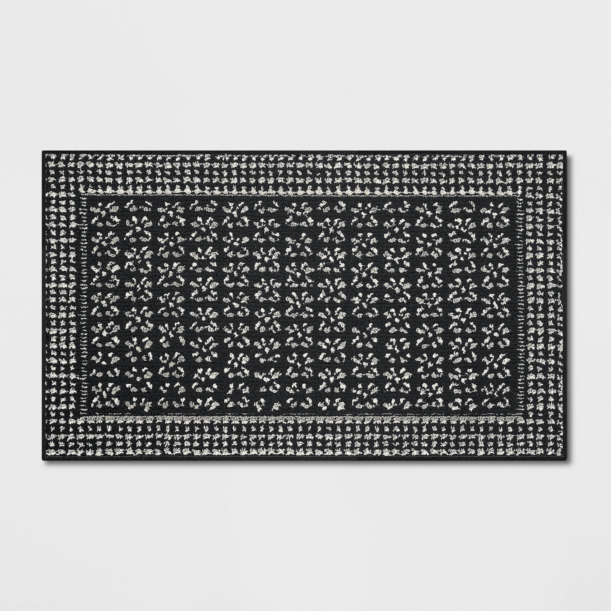 4eb5931539f7358f2b4cb9e5ea6fab9019d0c8f8ef595a8b854af098dbee51cb.jpg 1'8"X2'10" Washable Geometric Border Tufted Accent Rug - Threshold - Image 1