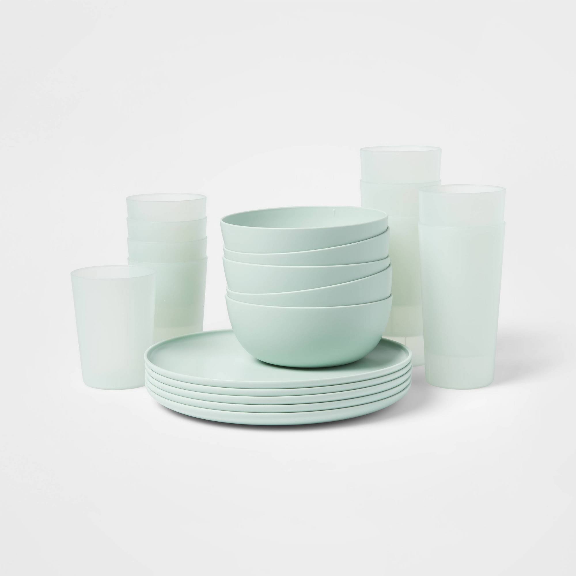 51271f94f1de0580b8ba6ebaf6b09386f8eb34ab94f9bc1c4ef18eeea3fd7730.jpg 20pc Plastic Dinnerware Set Green - Room Essentials - Image 1