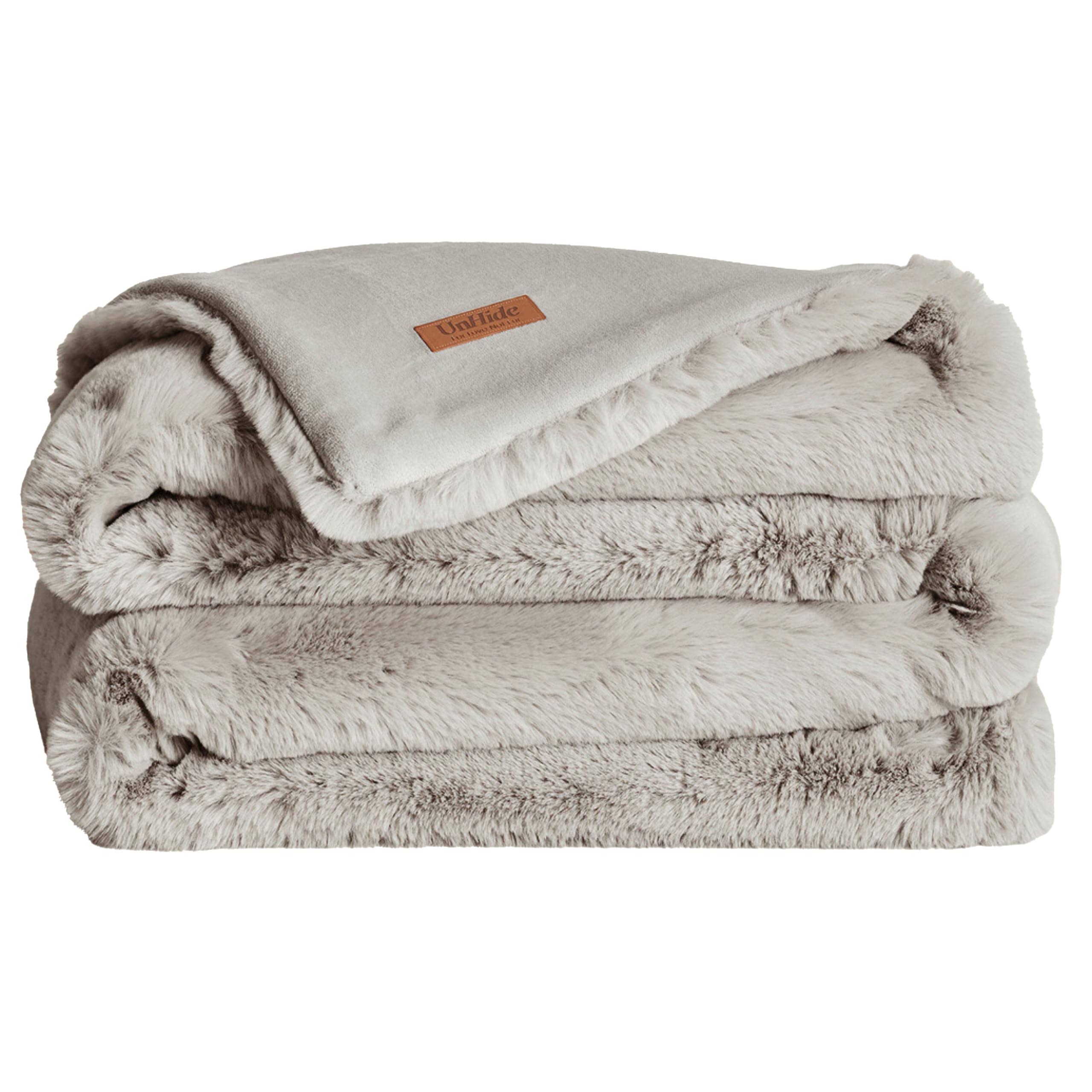515bc7d2767e700b9df502c549847c1d132e6855746ab109d875014042413313.jpg UnHide The Marshmallow 2.0 Medium Faux Fur Throw Blanket in Greige Goose - Image 1