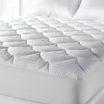 PrimaLoft 600-Thread-Count Queen Mattress Pad