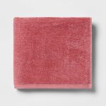 Everyday Bath Towel Pink - Room Essentials
