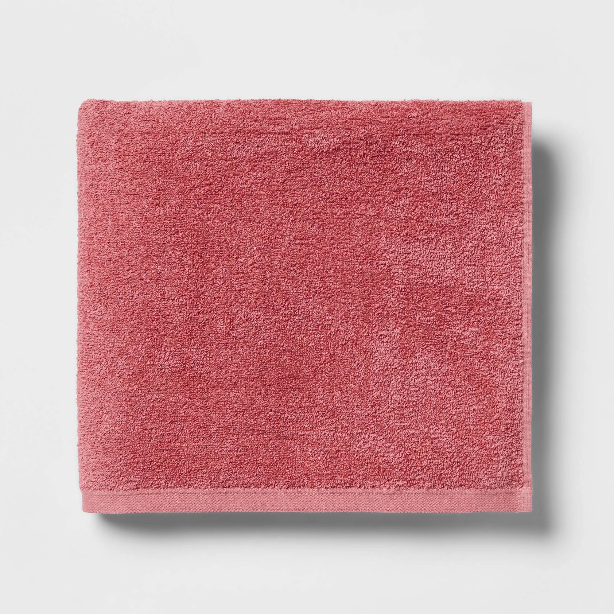 537ca9f7dae31489a68969d1bcc4cd4aeb789753010e9c526e91345a6f20dbe1.jpg Everyday Bath Towel Pink - Room Essentials - Image 1
