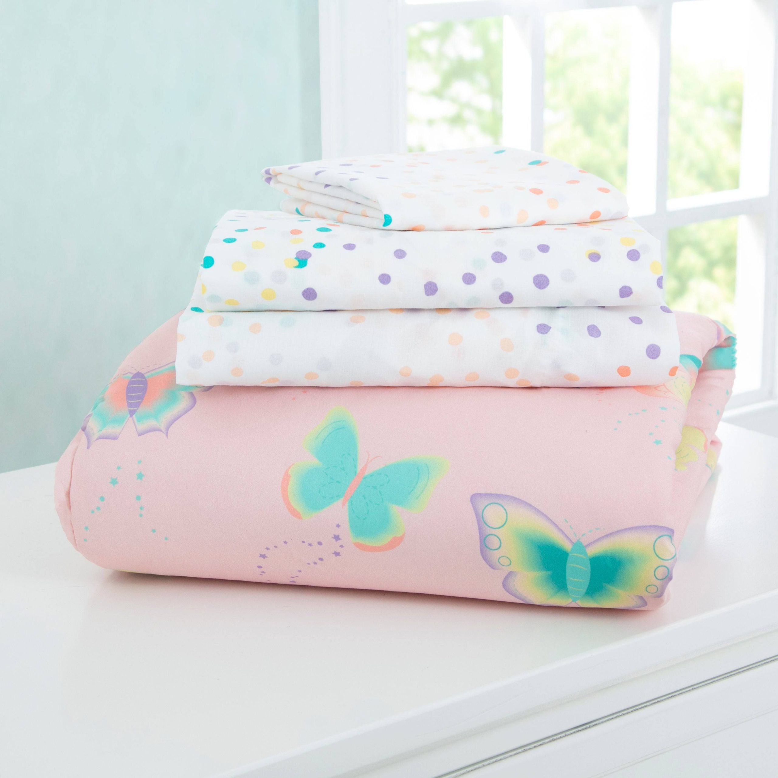 59e65b42cf4e8d23573189fd5be9a7dac851ef29e145b8b98f53783a365b4aec.jpg Delta Children Toddler Bedding Set Girls 4 Piece Collection Fitted Sheet, Flat Top Sheet wElastic Bottom, Fitted Comforter wElas - Image 1
