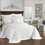 Historic Charleston Charles Matelasse Bedspread, White, King