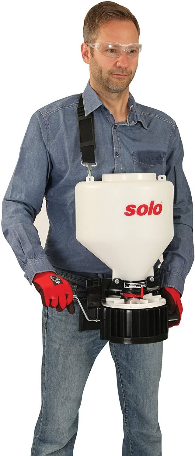 61753761a6bf3b426c2c376241ab0a16c500f1ef2ce23365da1b619eaed60990.jpg Solo 421-S Portable Spreader - Image 1