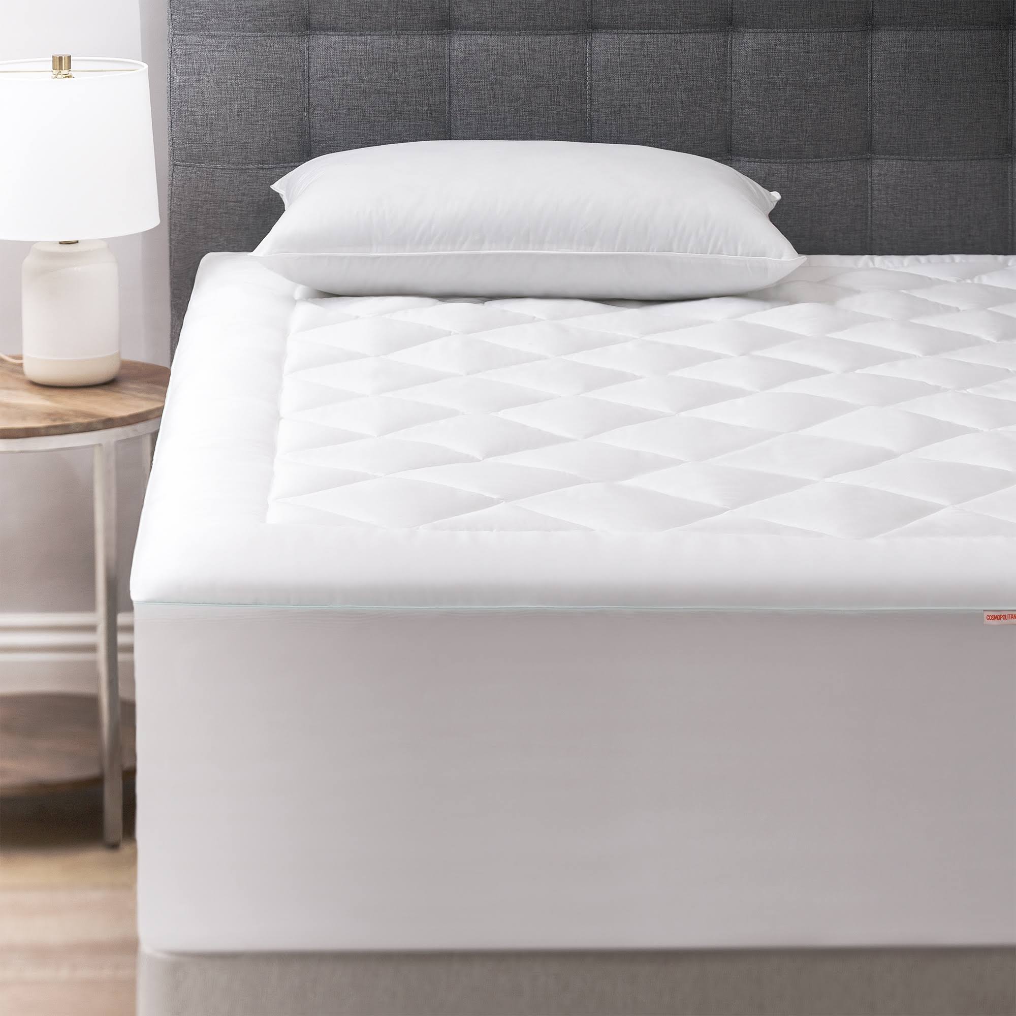 65d9bcef43a48fbfad4bb795e8fab8d217439929229fc39148517066ff264d39.jpg CosmoLiving by Cosmopolitan EcoSleep Tencel Sateen Mattress Pad - White - King - Image 1
