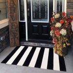 Kahouen Cotton Black and White Striped Rug ( 27.5 x 43 Inches ), Washable Hand-Woven Stripe Outdoor Front Door Mat for Layered Door Mats/Porch/Kitchen