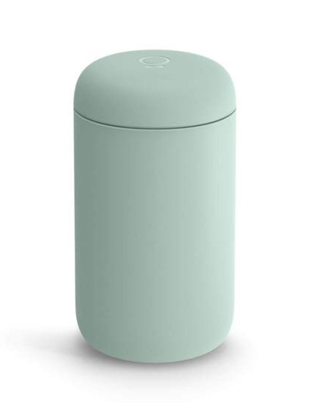 6da77eaef7d1e8c44f61effe807fe4e7a51c4b16812d5c3d70a95cbcbd6ea4fd.jpg Fellow Carter Wide Mug, in Mint Chip | 16 oz - Image 1