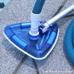 Robelle Transparent Triangular Vacuum Head for Swimming Pools