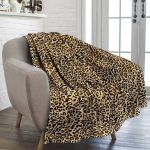 PAVILIA Cheetah Fleece Throw Blanket | Cheetah Leopard Animal Print Flannel Blanket | Soft Velvet Lightweight Microfiber Blanket for Couch Sofa |