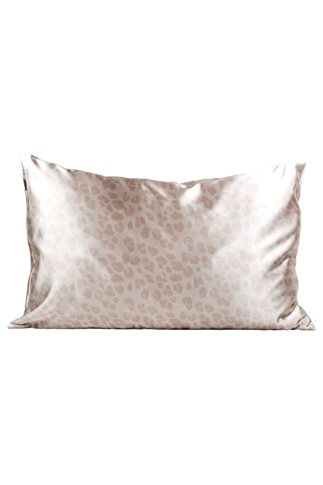 7a79da7bd3fce8f1f57bf80315cf99adc9f93d0d7430c5e26375c1e609743f04.jpg Kitsch Pillowcase, The Satin, Standard, Leopard - Image 1