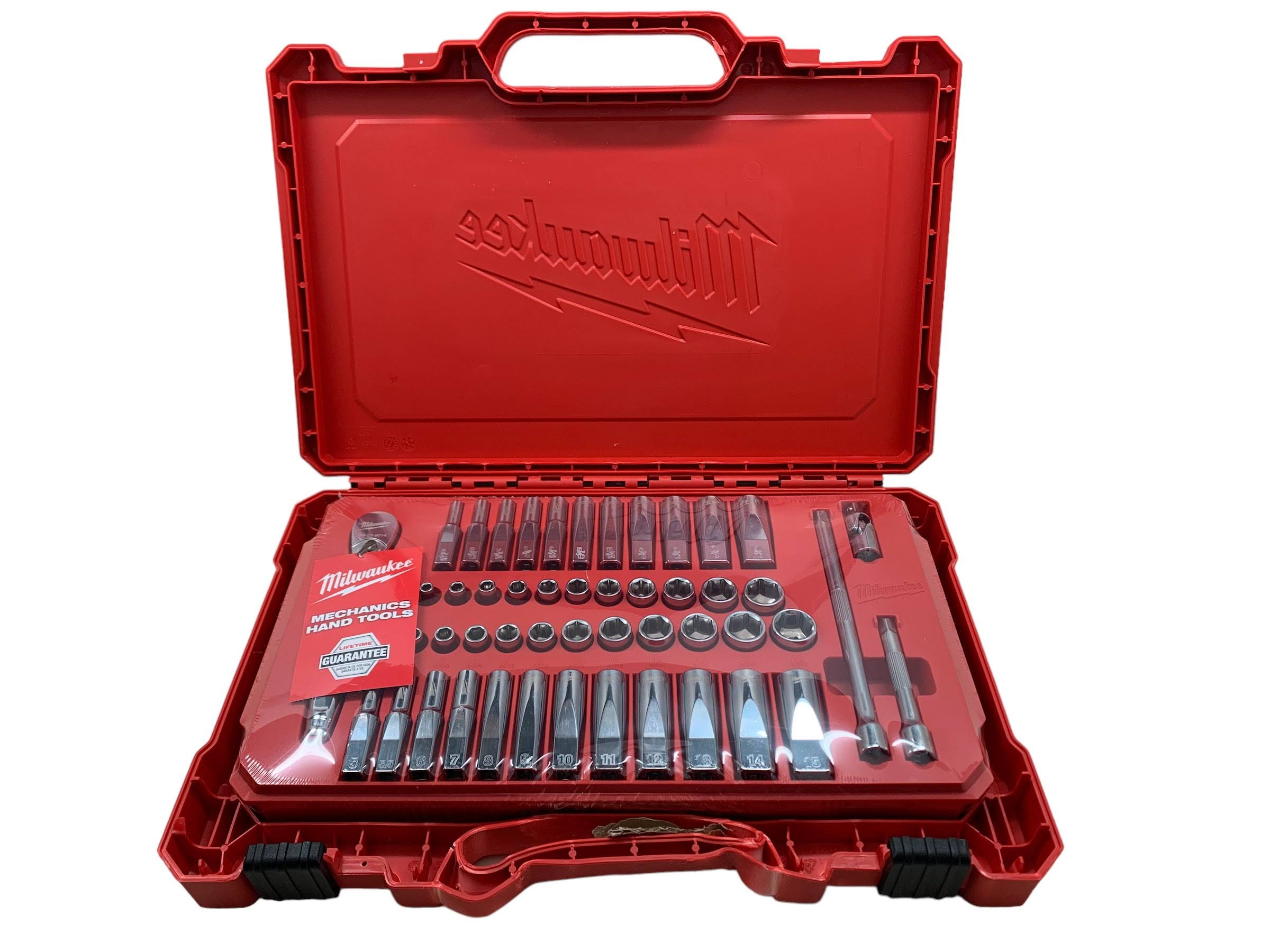 7c8872371e120c27b2e8cde7c0e05f5c3318798ab69c61b8bb88ddd2e981a789.jpg Milwaukee 1/4" Drive SAE & Metric Ratchet & Socket Set - Image 1