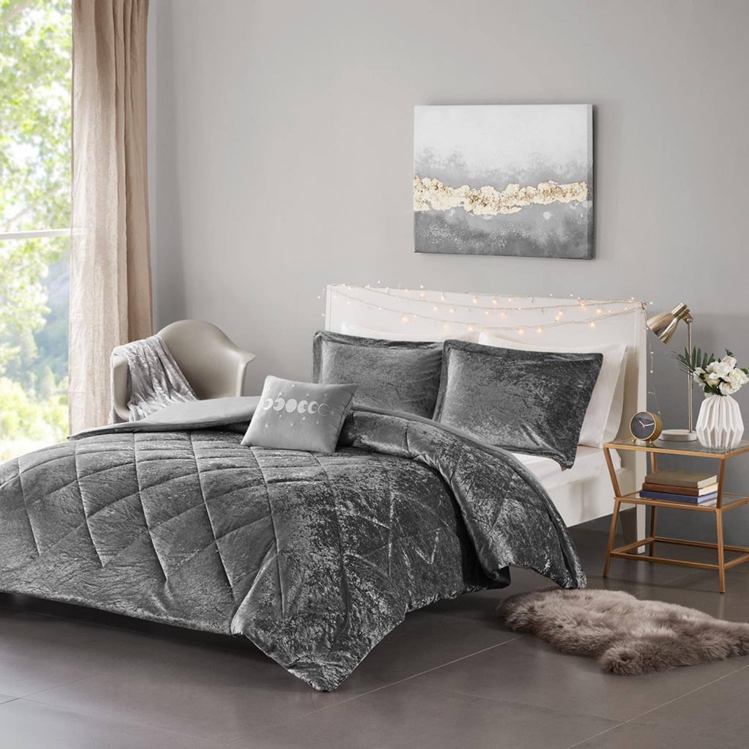 7f50640f57974fe720288f44d51838ecc7c74d5f16a082dc94fc7dccfe0ffc2d.jpg Intelligent Design Felicia Full/Queen Grey Velvet Duvet Cover Set - Image 1
