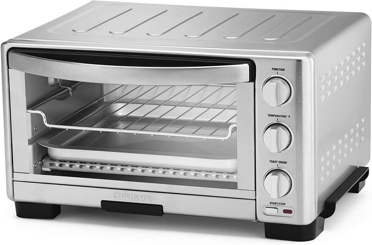 83a8bf246d523faaa81adac0f668b8a687bf800c6aa7f9e2434cf3671fac4b5c.jpg Cuisinart 6-Slice Silver Toaster Oven Broiler TOB-1010 - Image 1