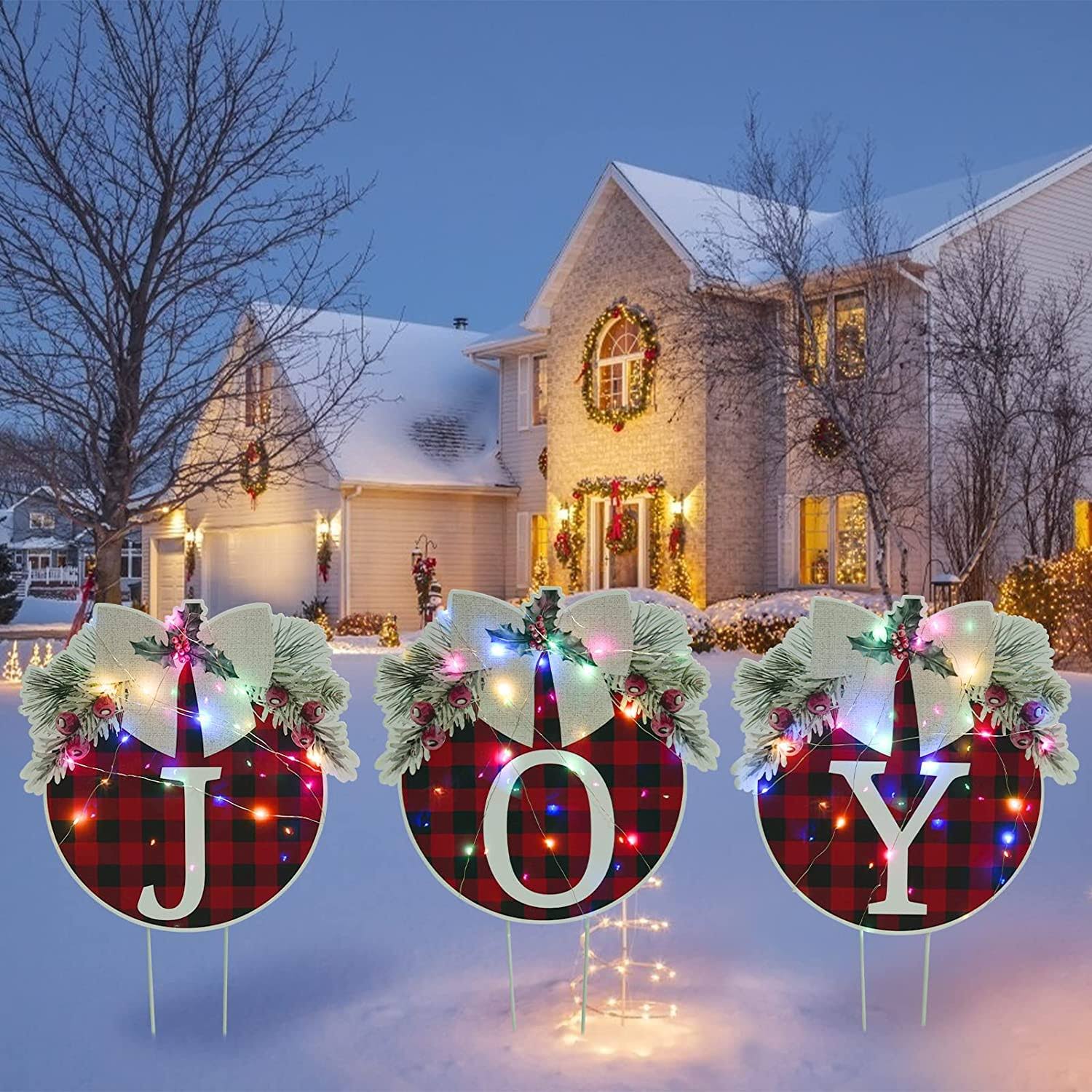 8462c4e81430c9359bbbda0057646013f86154c9cac20e20cc73855ba61d6da9.jpg Kaboer 3 Pcs Christmas Decorations Outdoor Yard Signs,Buffalo Check Plaid Design with LED Lights String,Xmas Holiday Lawn Garden Decorations - Image 1