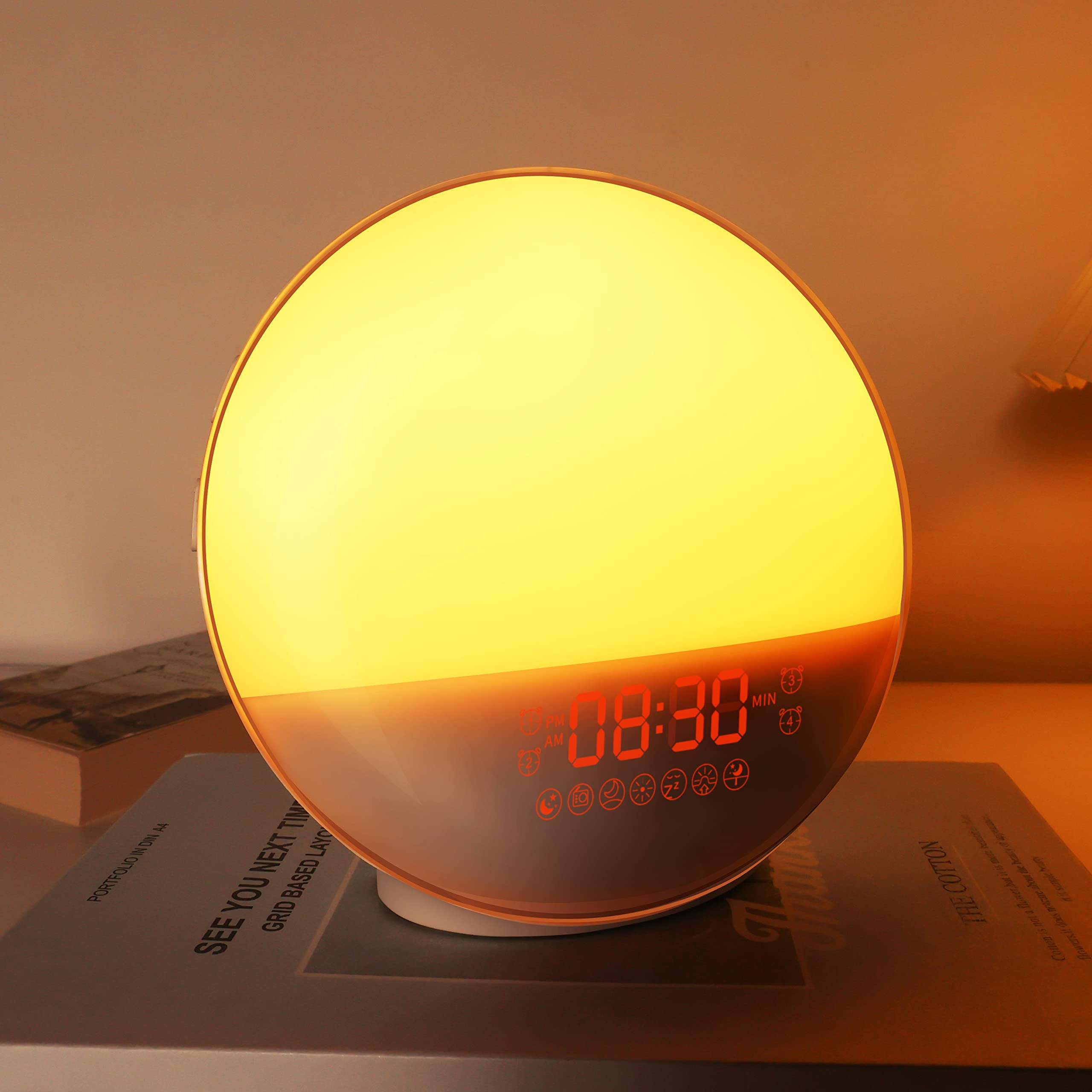 86c28f8c41764dc836034581825a52480aae534e2ce177e9c95818fca0a11d99.jpg Sunrise Alarm Clock Wake Up Light Dekala Gradual - Image 1
