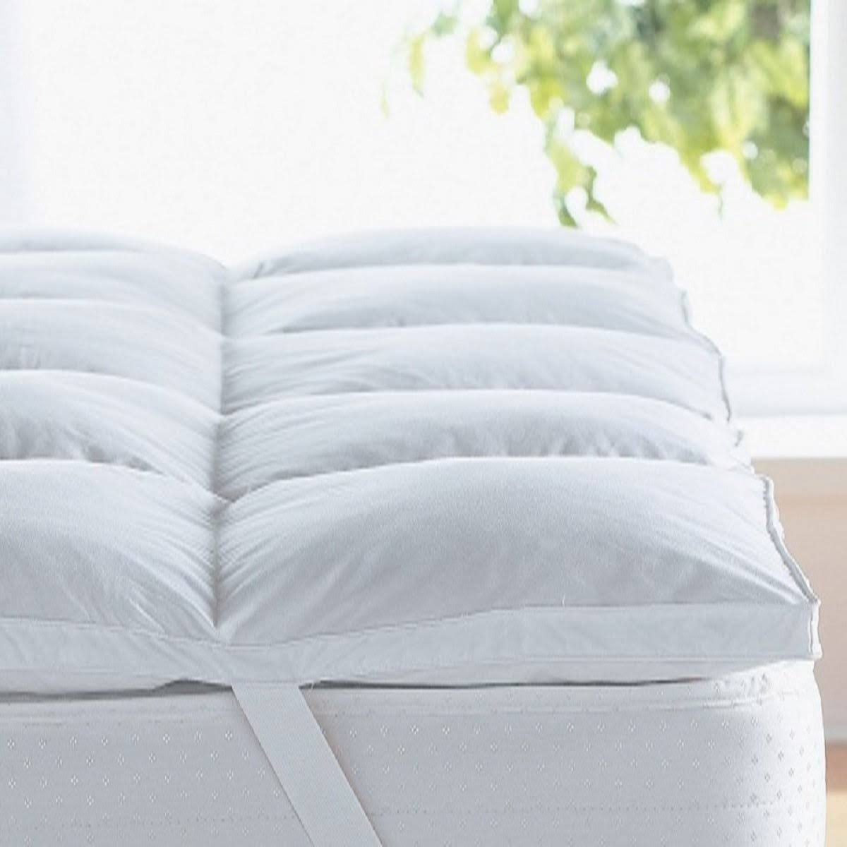 8a83990e1106a02e8d9d44dd9647ce34419579a6916c8a50a4eeb6e2588bdcbf.jpg Home Sweet Home Dreams Hypoallergenic Down Alternative Bed Mattress Topper, 2" H - Image 1